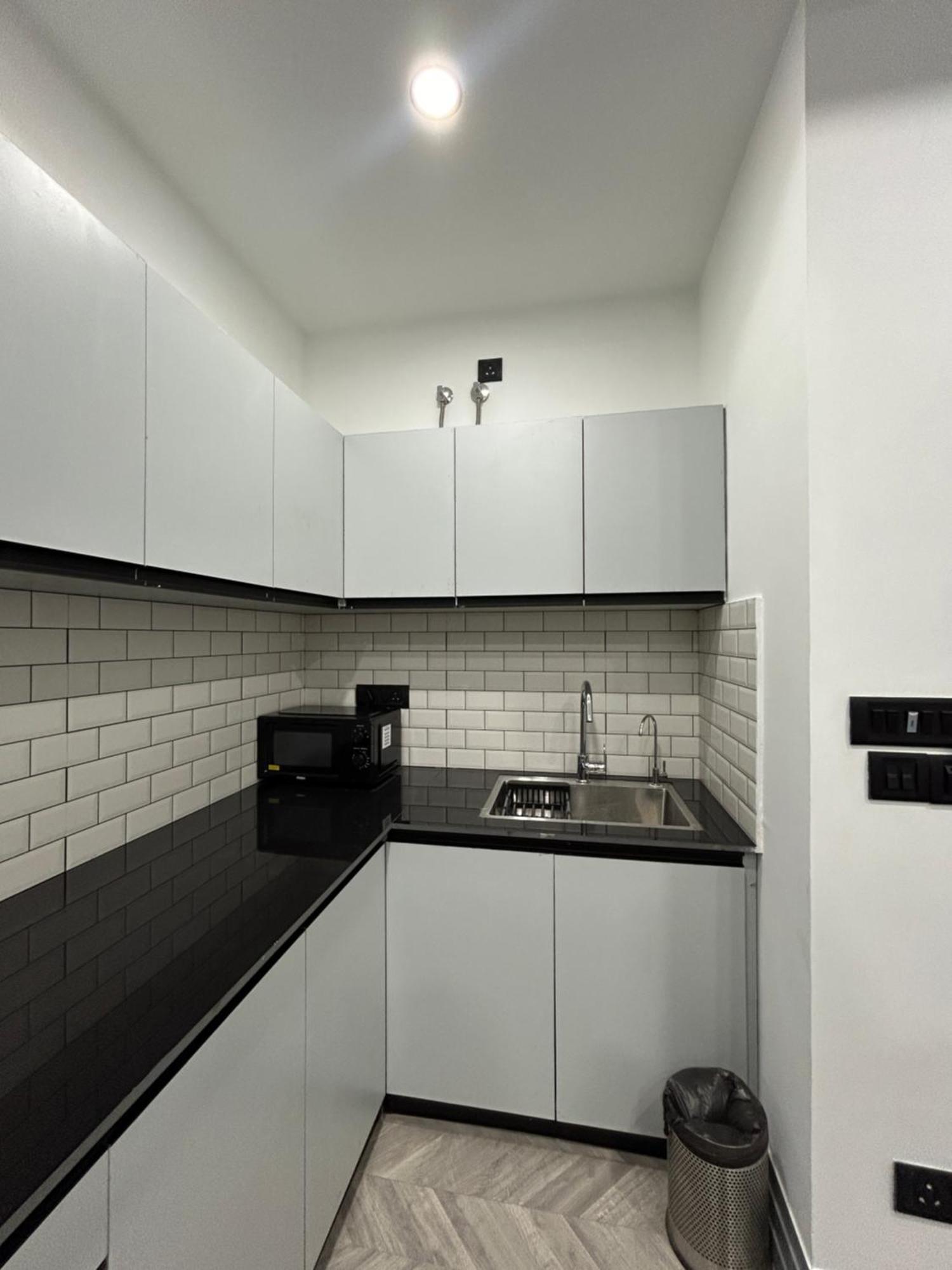 Bedchambers Serviced Apartment, Golf Course, غورغاون المظهر الخارجي الصورة